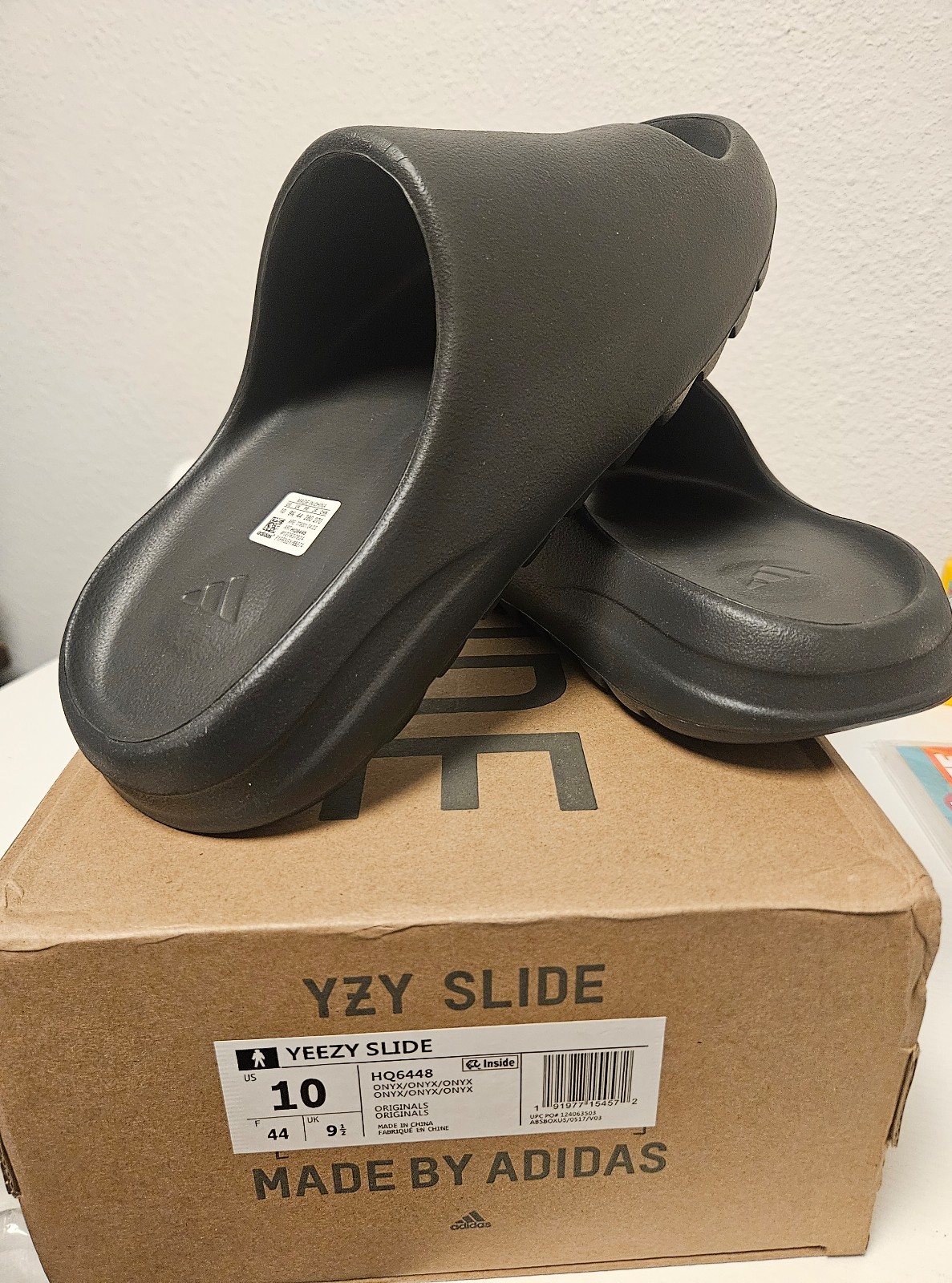 Yeezy Slide Onyx Black Sz 10