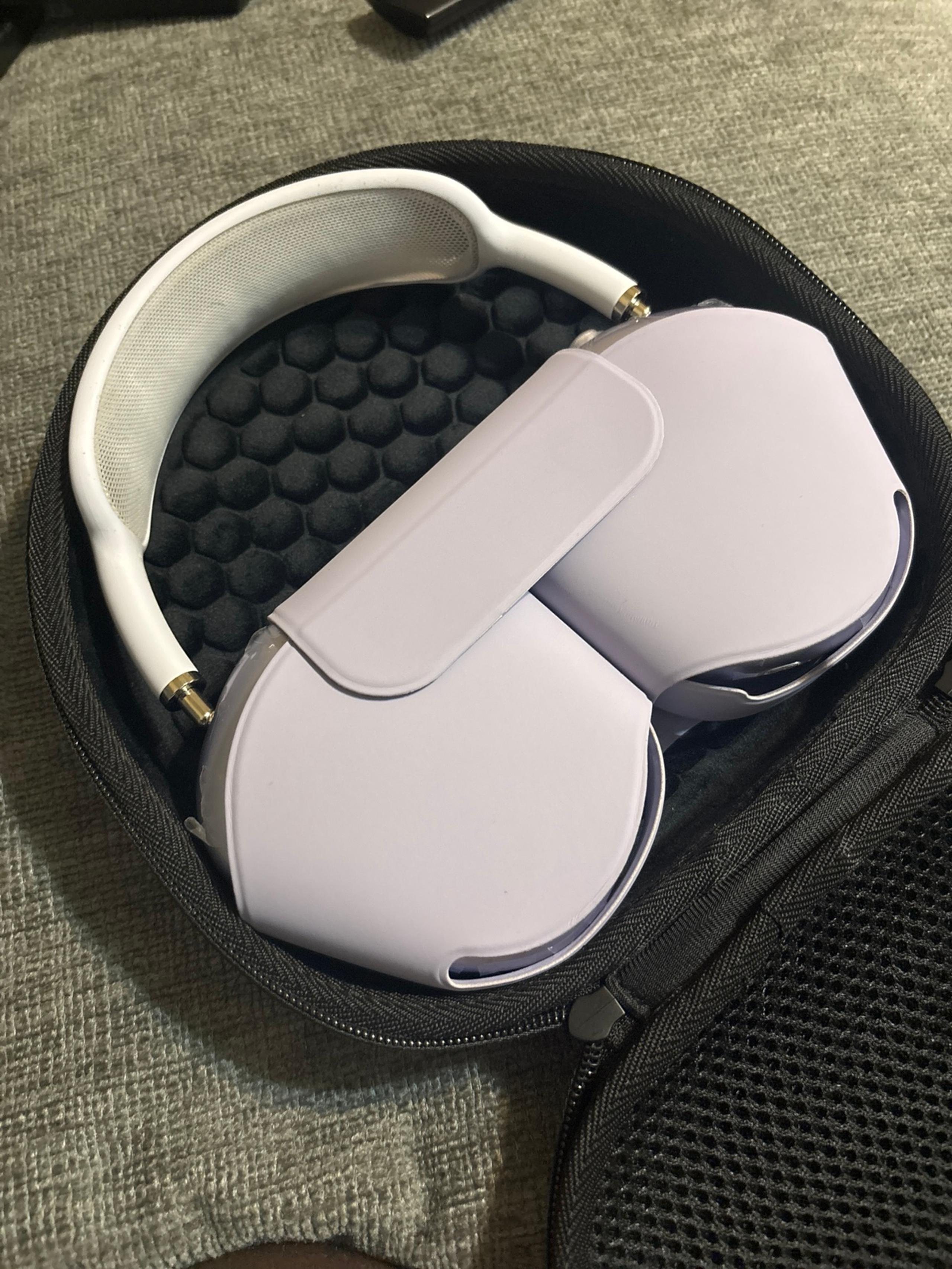 AirPods Max