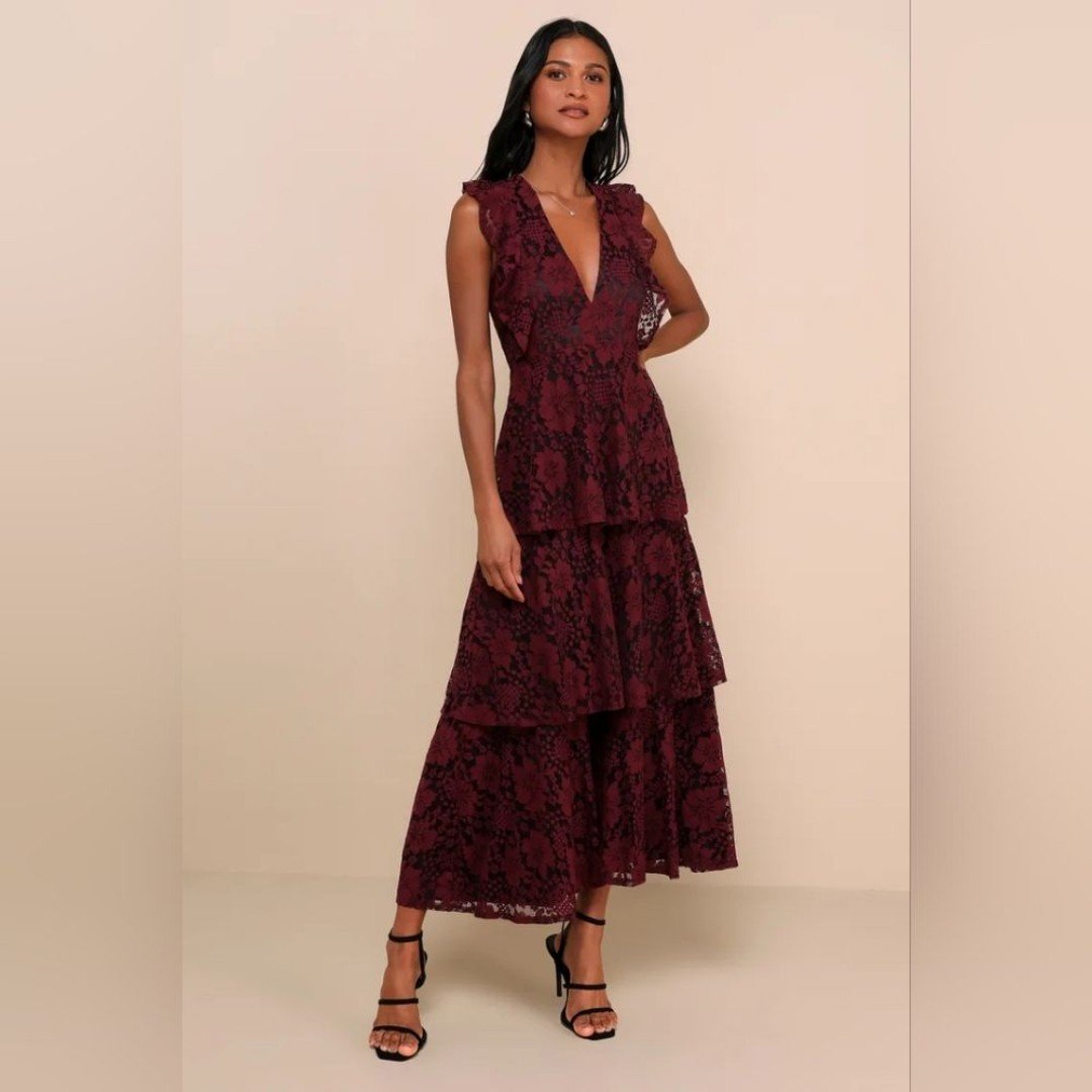 Lulu's Molinetto Burgundy Lace Ruffled Tiered Sleeveless Maxi Dress S Party