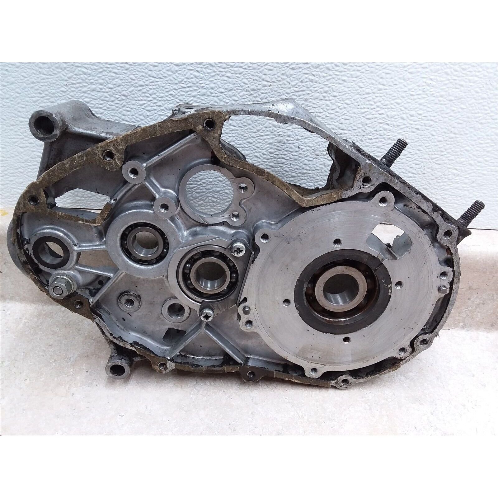 Kawasaki 175 F1-TR F2-TR Engine Right Crankcase 1965 1966 1967 AP-243