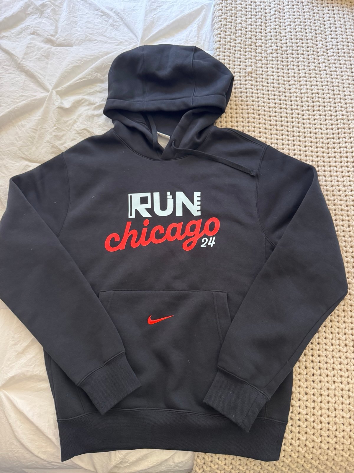 Nike Run Chicago Hoodie