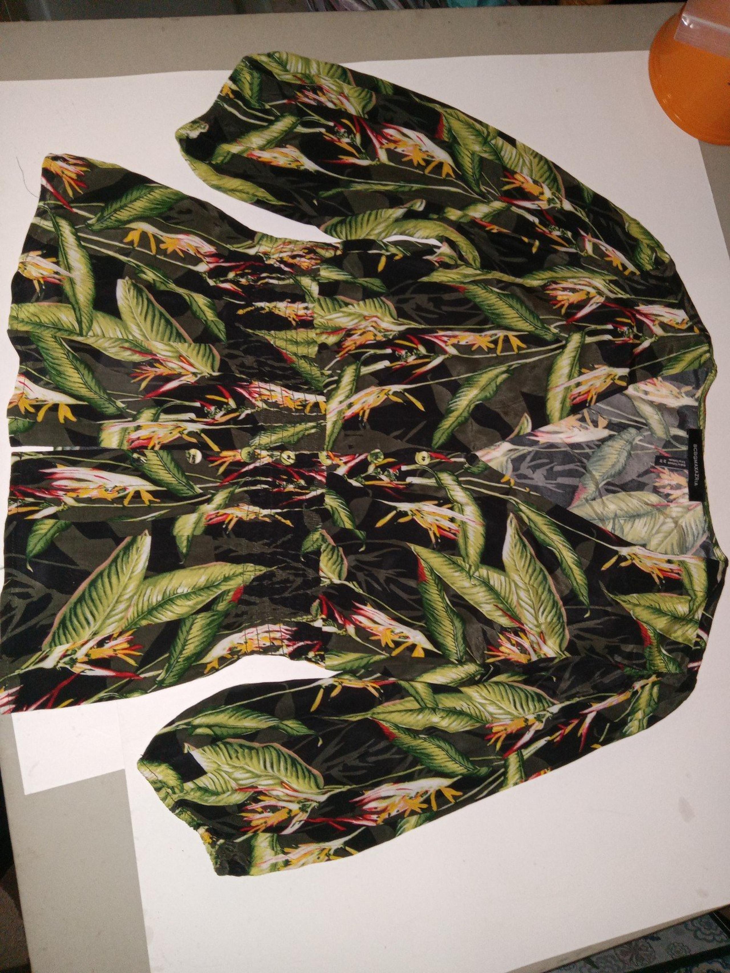 Bcbg top