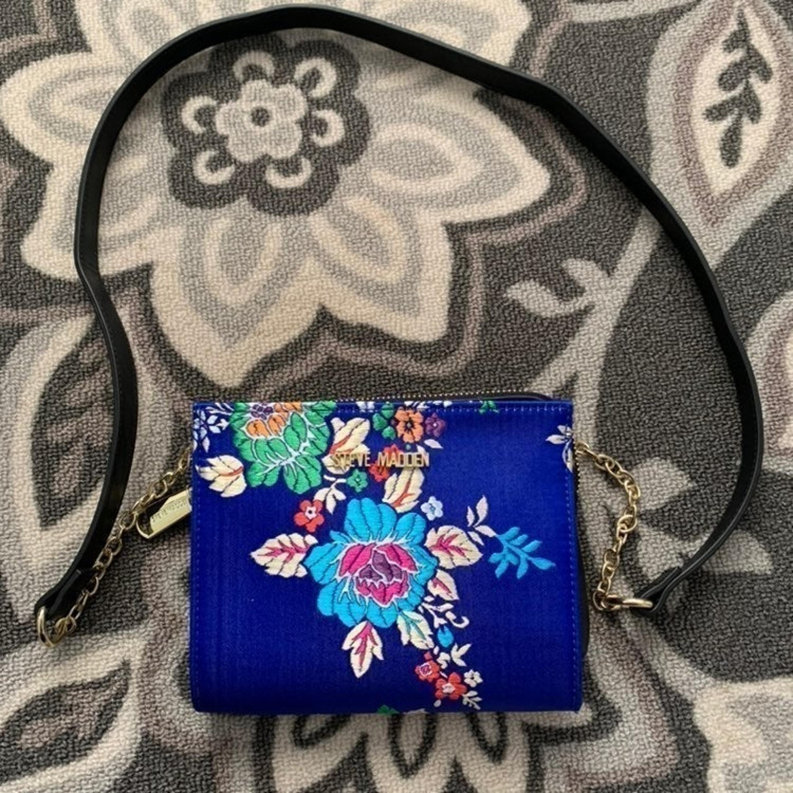 Steve Madden purse