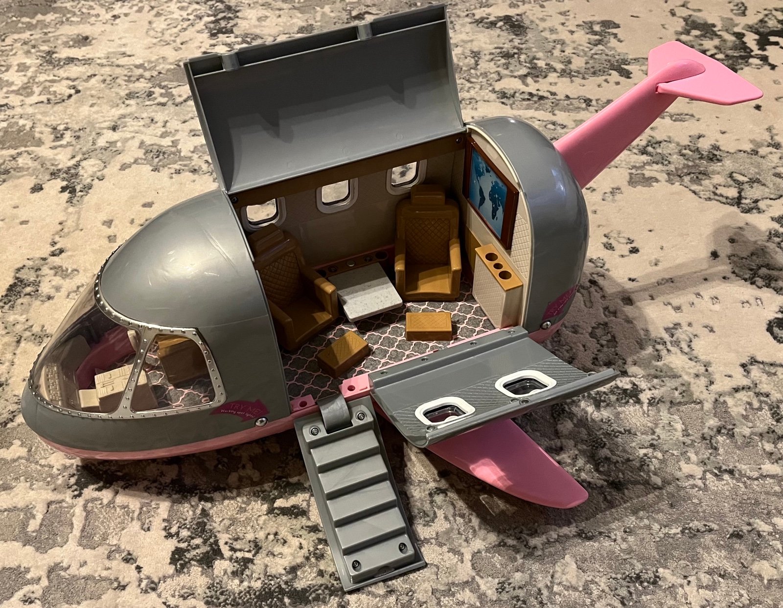 BATTAT LORI LUXURY AIRPLANE JET PLANE