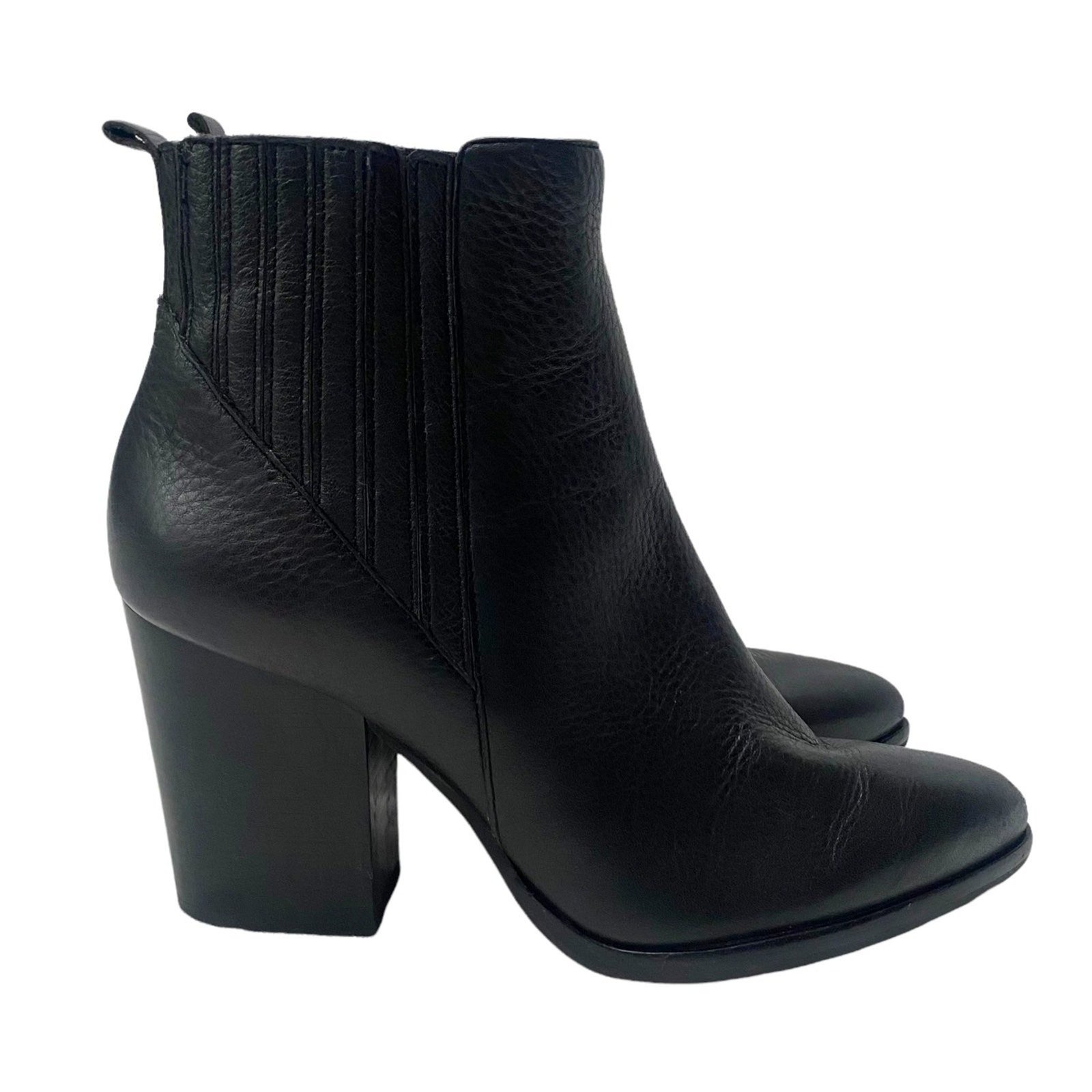 Marc Fisher ALVA 7.5 black leather ankle boots
