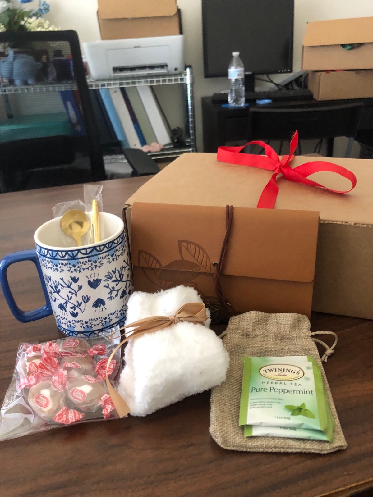 Gift box for boy and girl (7 piece)