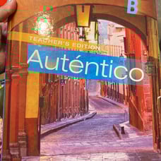 Auténtico textbook B