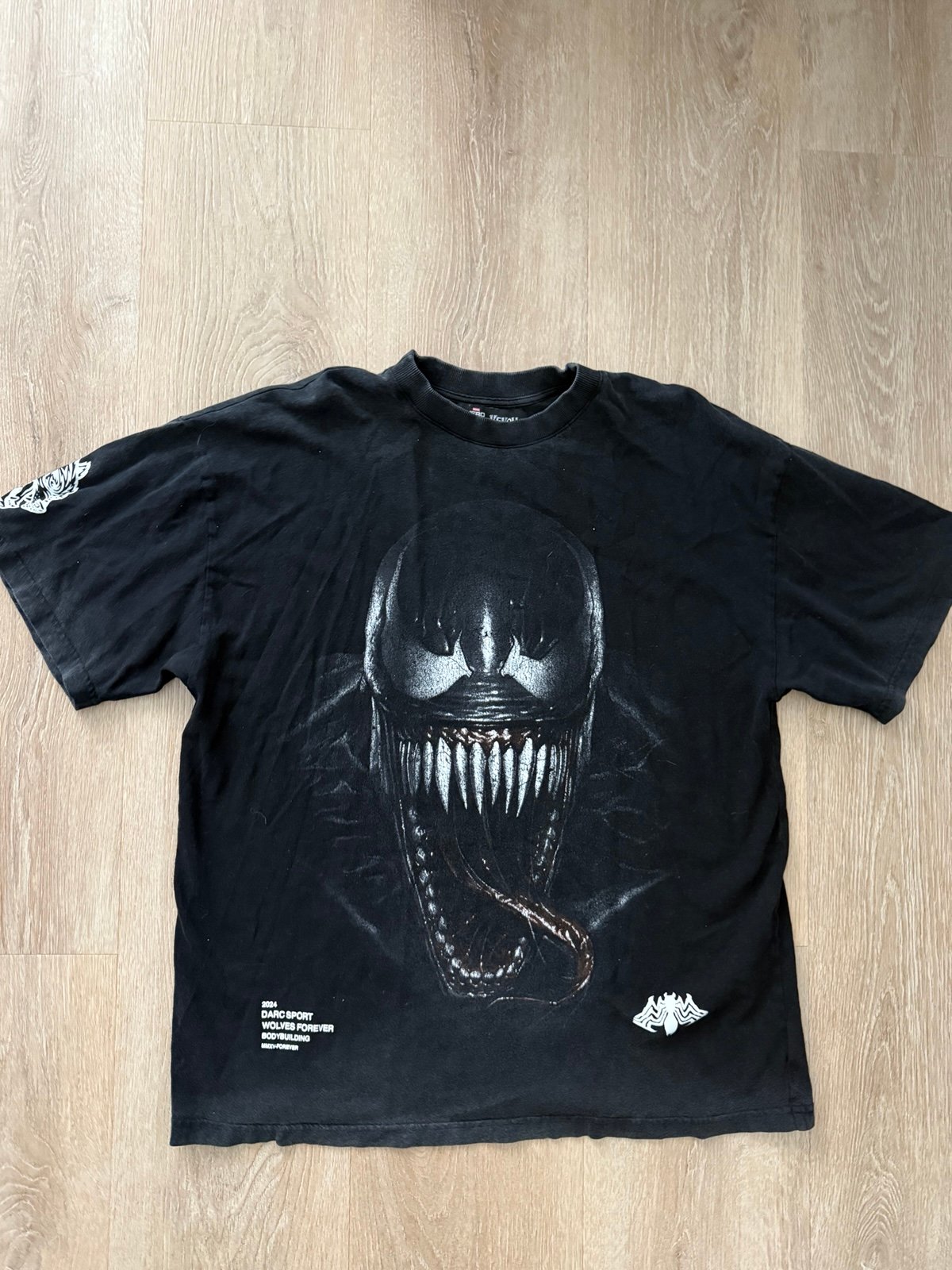 Darc Sport X Marvel Spider-Man Venom “SYMBIOTE” Shirt Large Great Condition