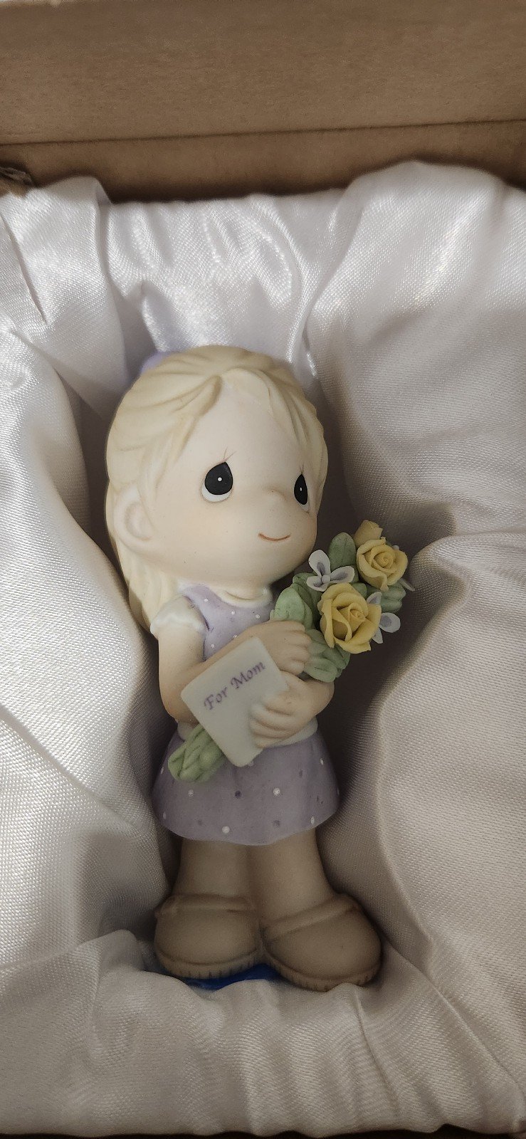 Precious Moments 'Mom Your Love Makes Me Blossom' Figurines 840001 NIB 2008