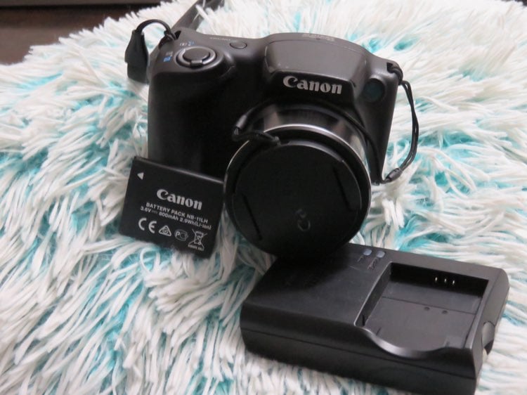 Canon camera with charger