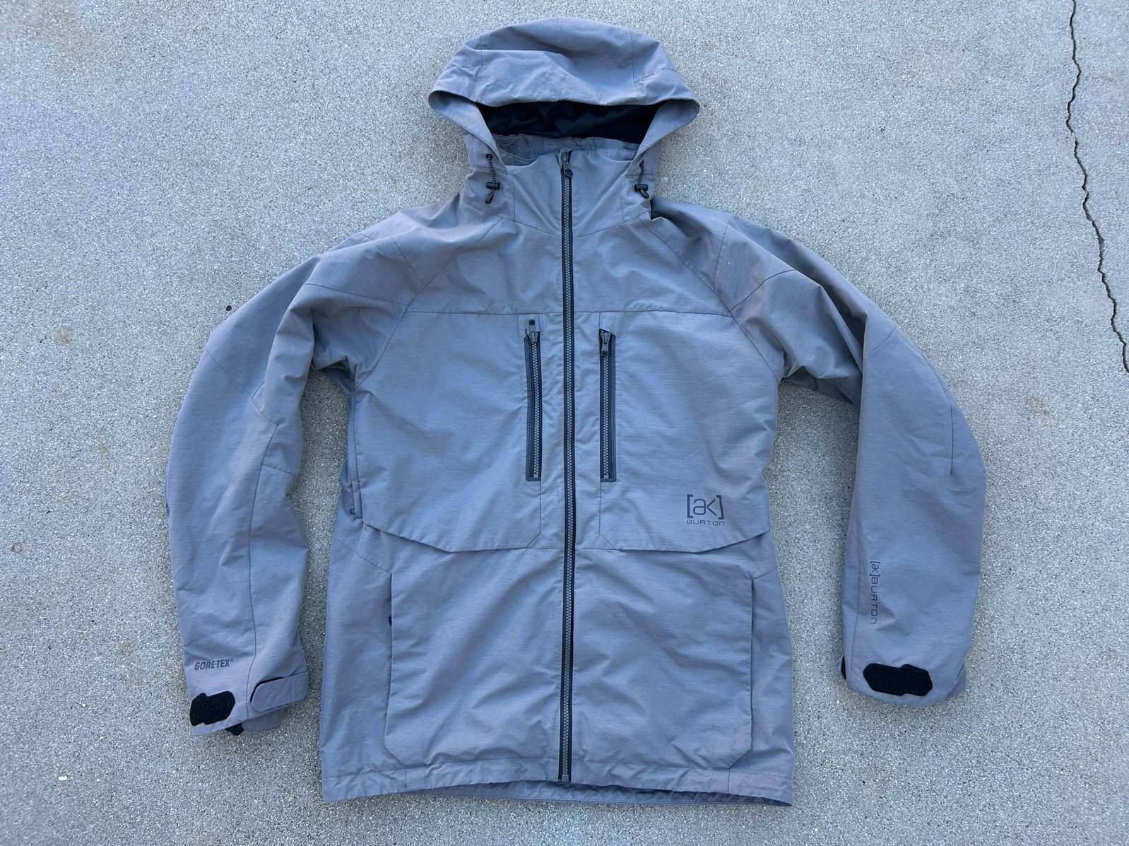 Burton AK 2L STAGGER JACKET　Mサイズ Burton AK 2L Stagger Jacket Tie Dye Gore-Tex Snowboarding