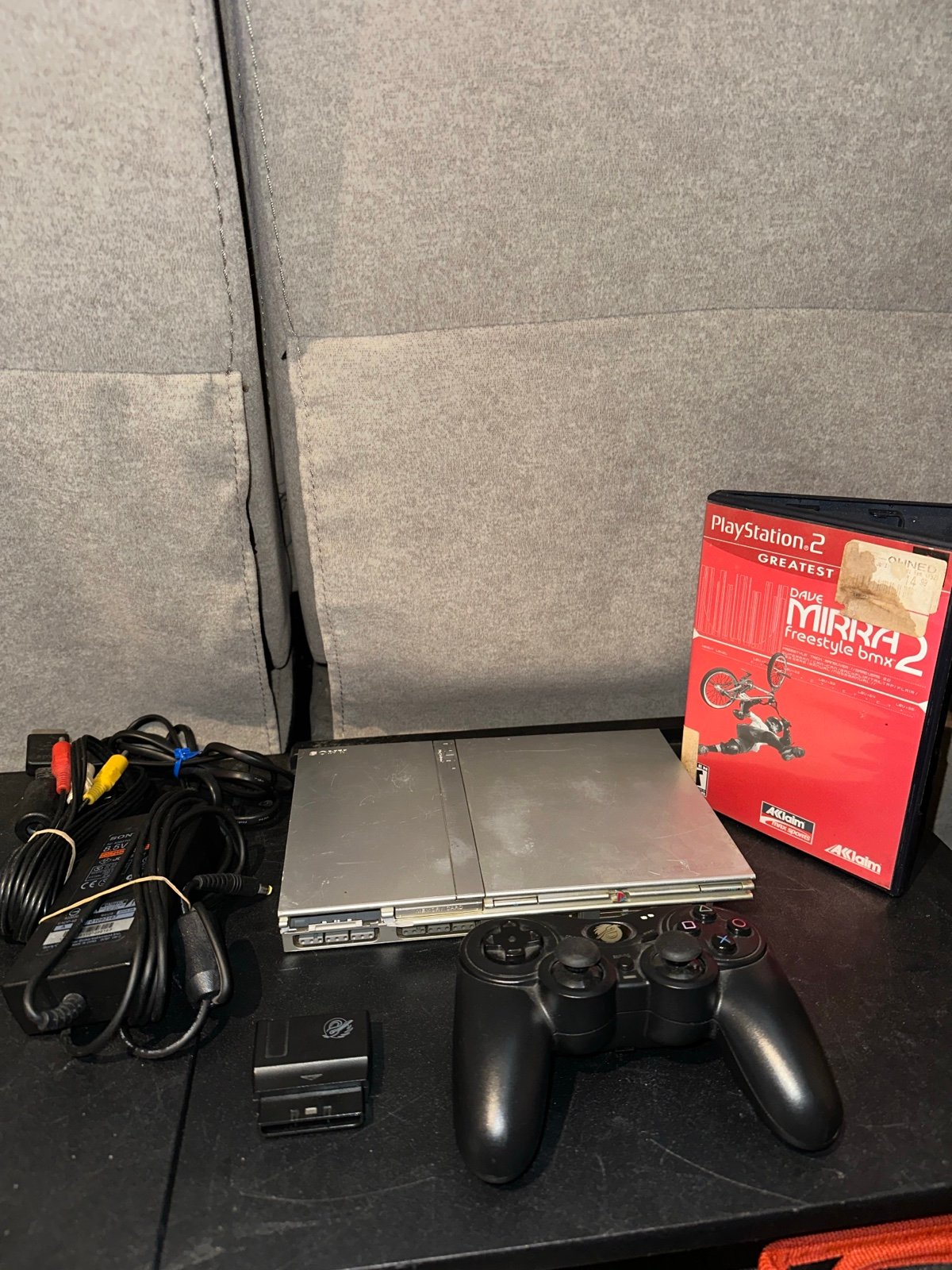 Sony PlayStation 2 Ps2 Slim Silver SCPH-75000 Region Free