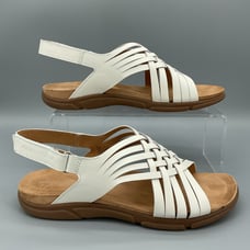 NEW Easy Spirit Women’s Mar Sandals White Size 10W
