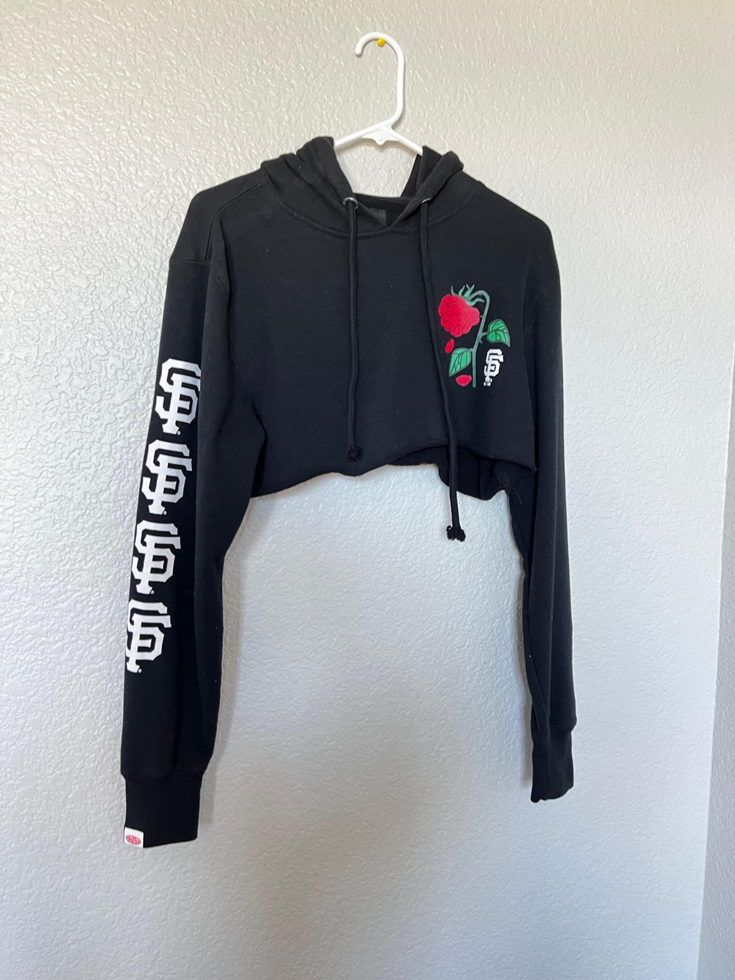 47 Women's  Sf giants crop black roses sweatshirt