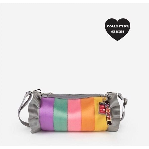 HARVEYS I Want Candy Lola Barrel Bag