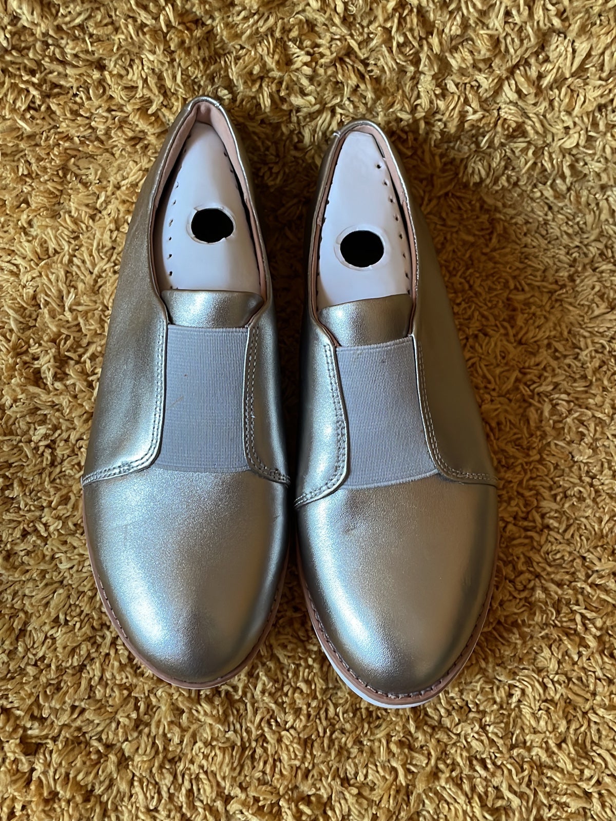 Fitflop gold shoes 6,5