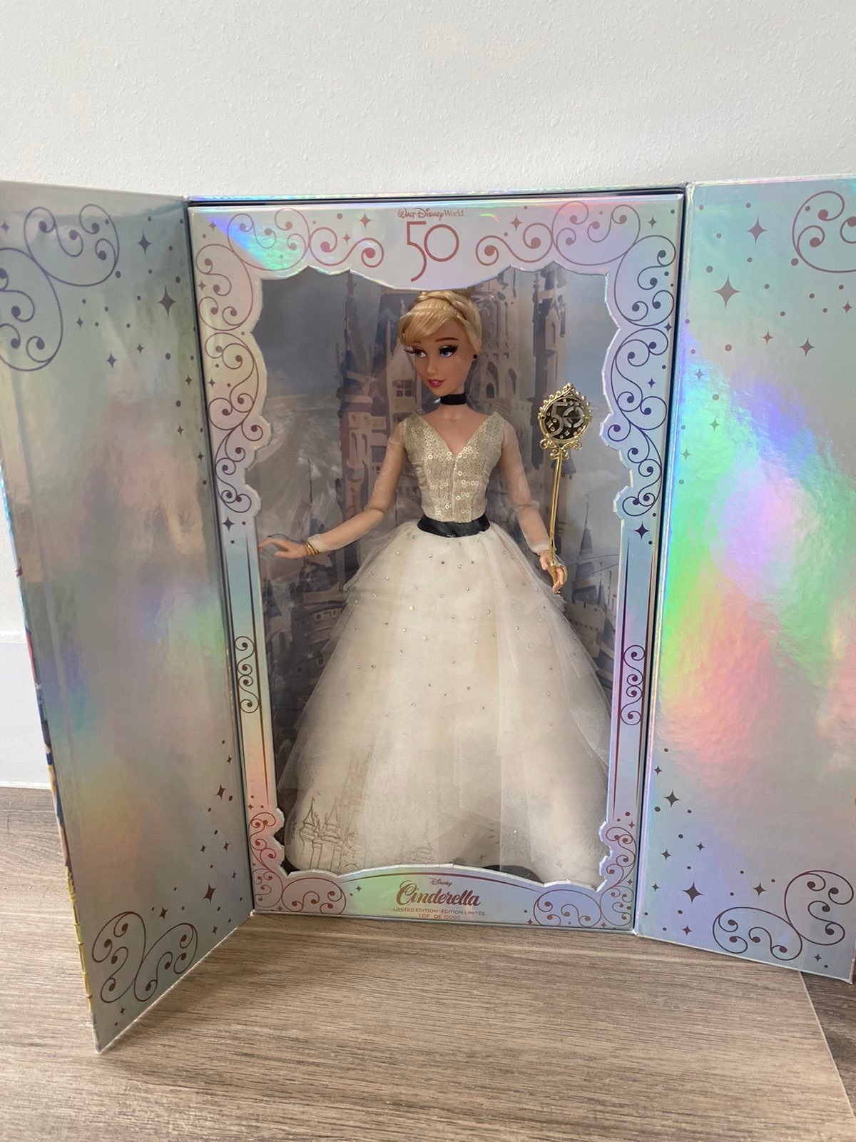 Cinderella Limited Edition Doll – Walt Disney World 50th Anniversary – 17''