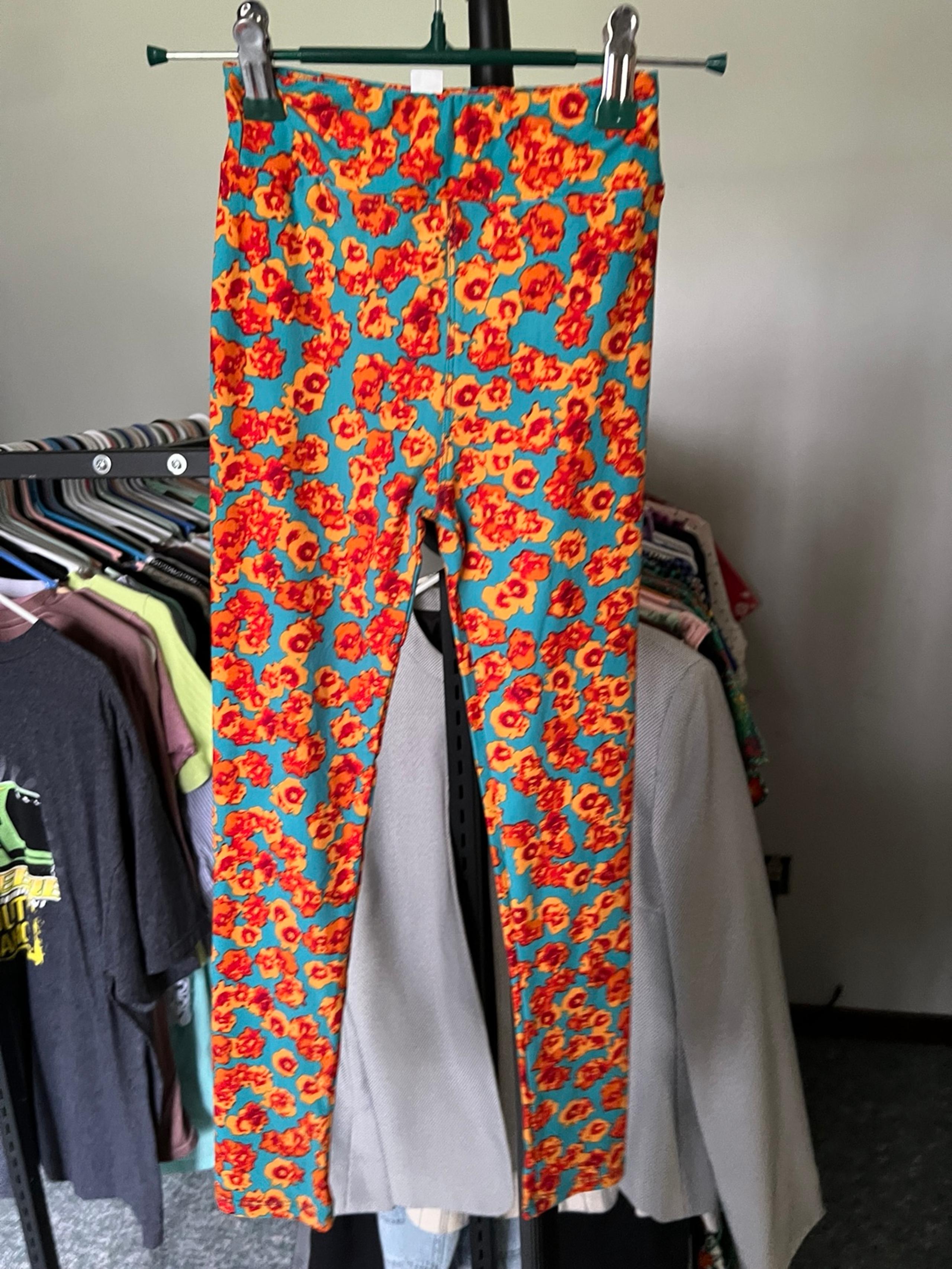 Girls LuLaRoe leggings size L/XL
