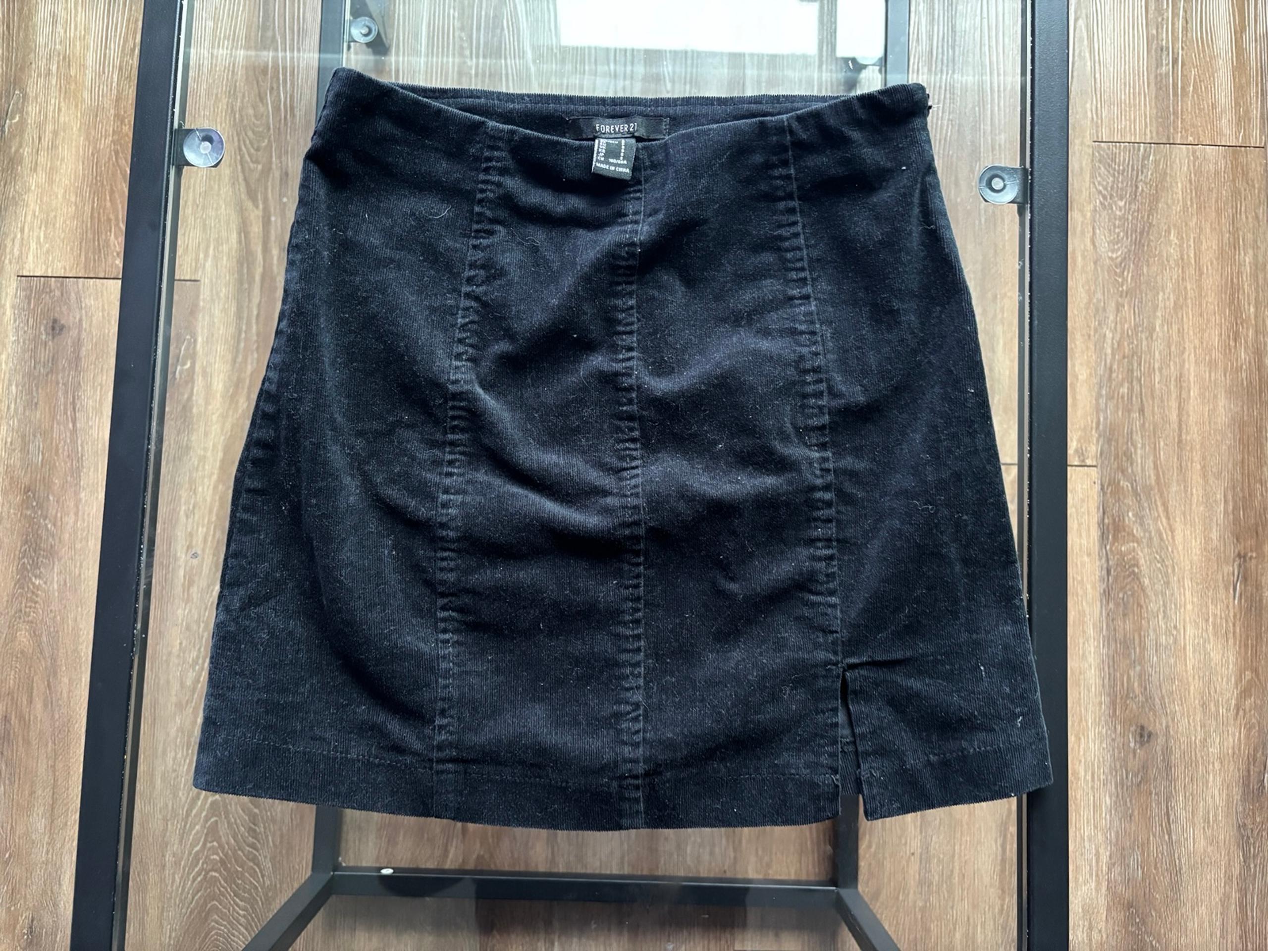 Forever 21 Black Mini Skirt Size Small