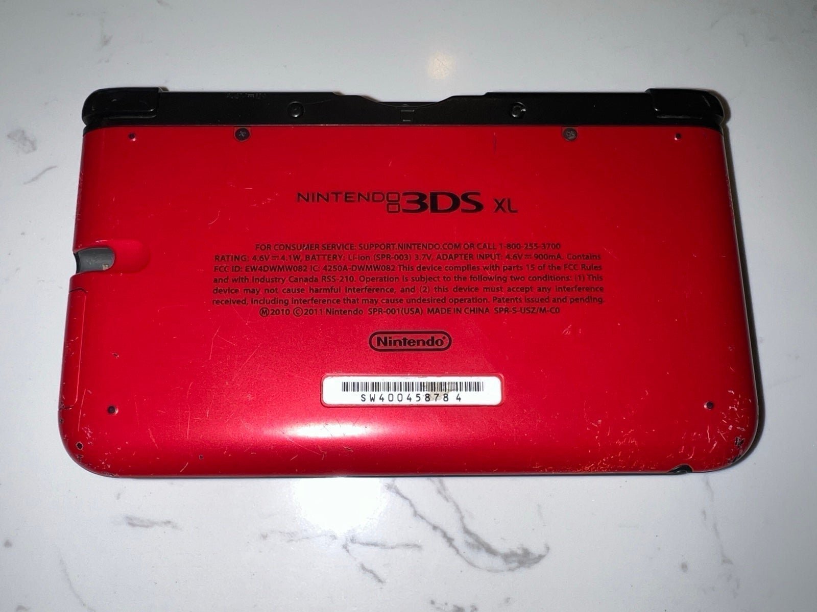 Nintendo 3DS XL in Red