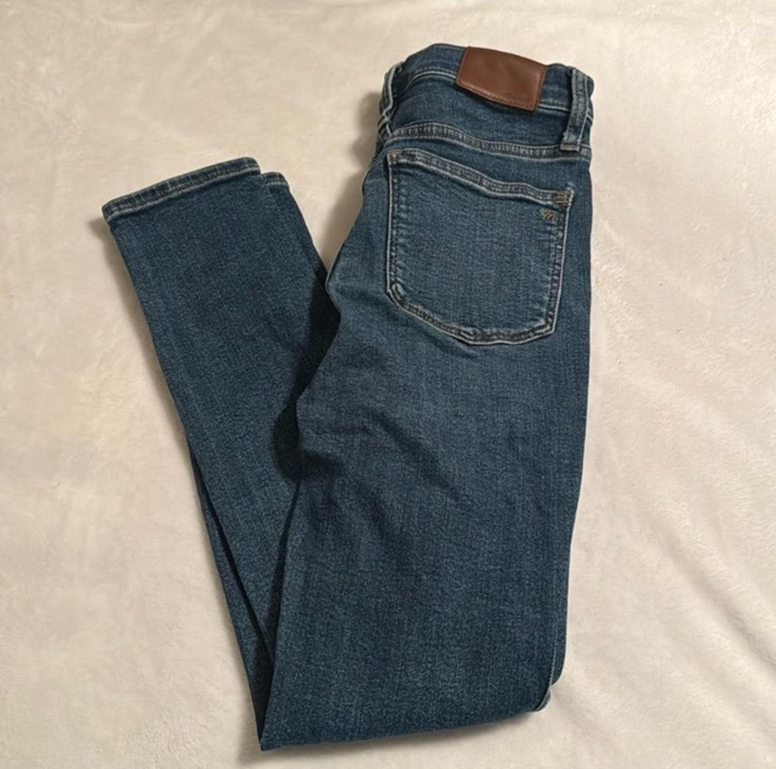 Women’s Madewell 10” High-Rise Skinny jeans, size 25P