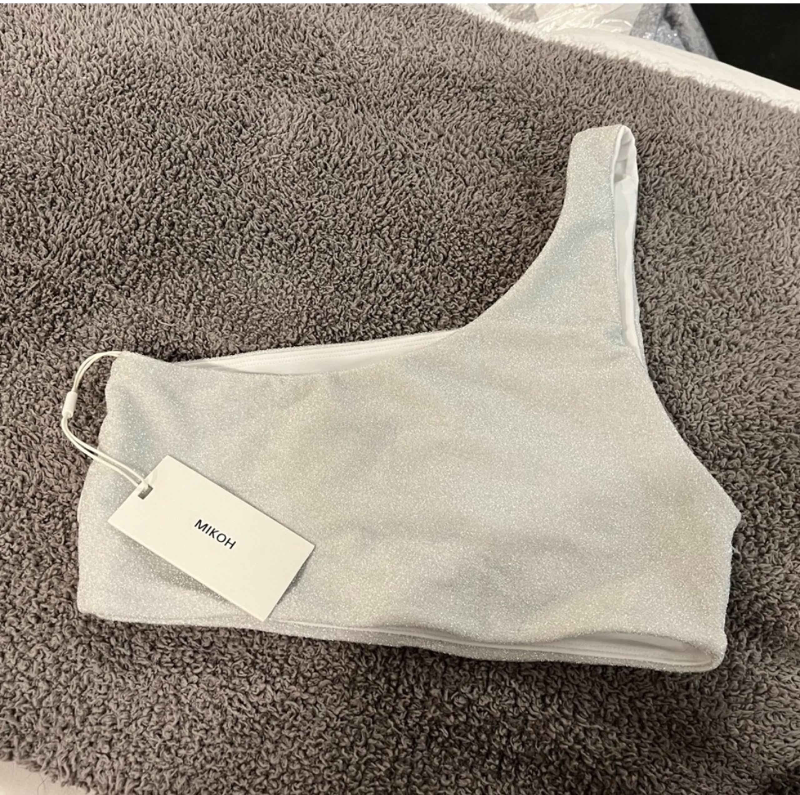 NWT Womens Mikoh One Shoulder Bikini Top Size XS