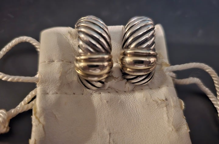David Yurman 14k Gold & 925 Sterling Silver Cable Hoop Earrings with clasp close