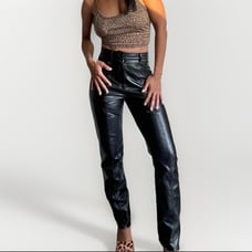 Wilfred Free by UnclotheVintage High Waisted Faux Leather Pants size 2 Black