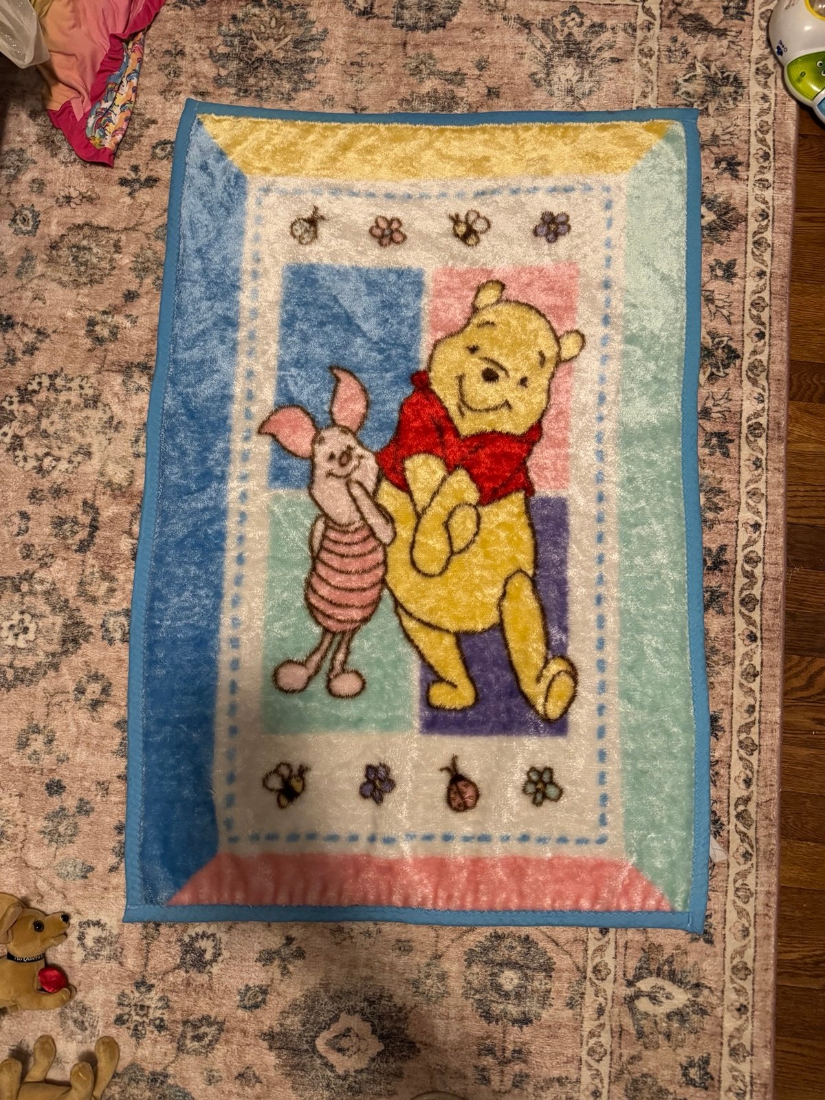 Vintage Winnie the Pooh blanket