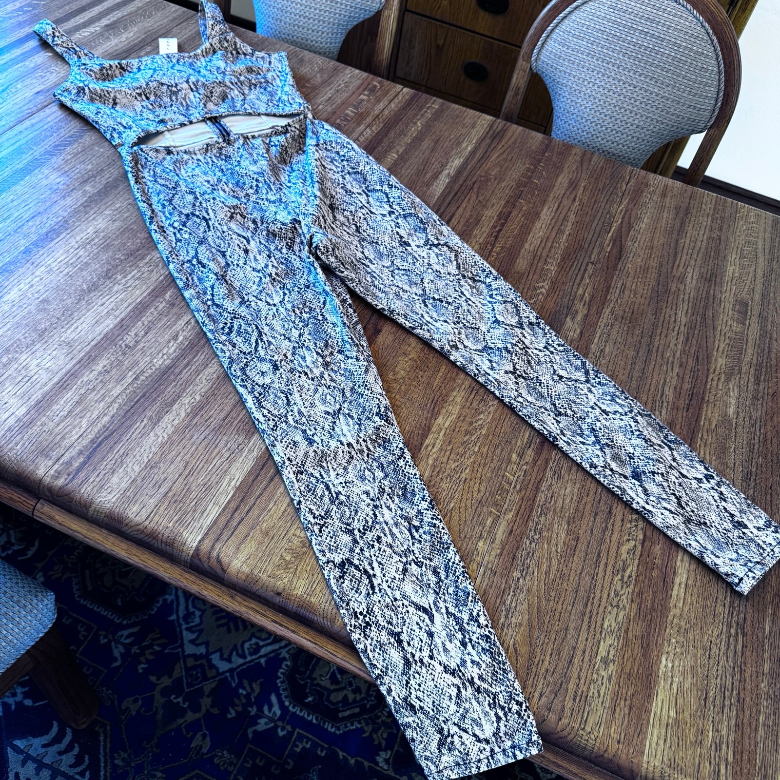 Topshop Jumpsuit Womens Size 10 Beige Black Snakeskin Print Cut Out Skinny Ankle