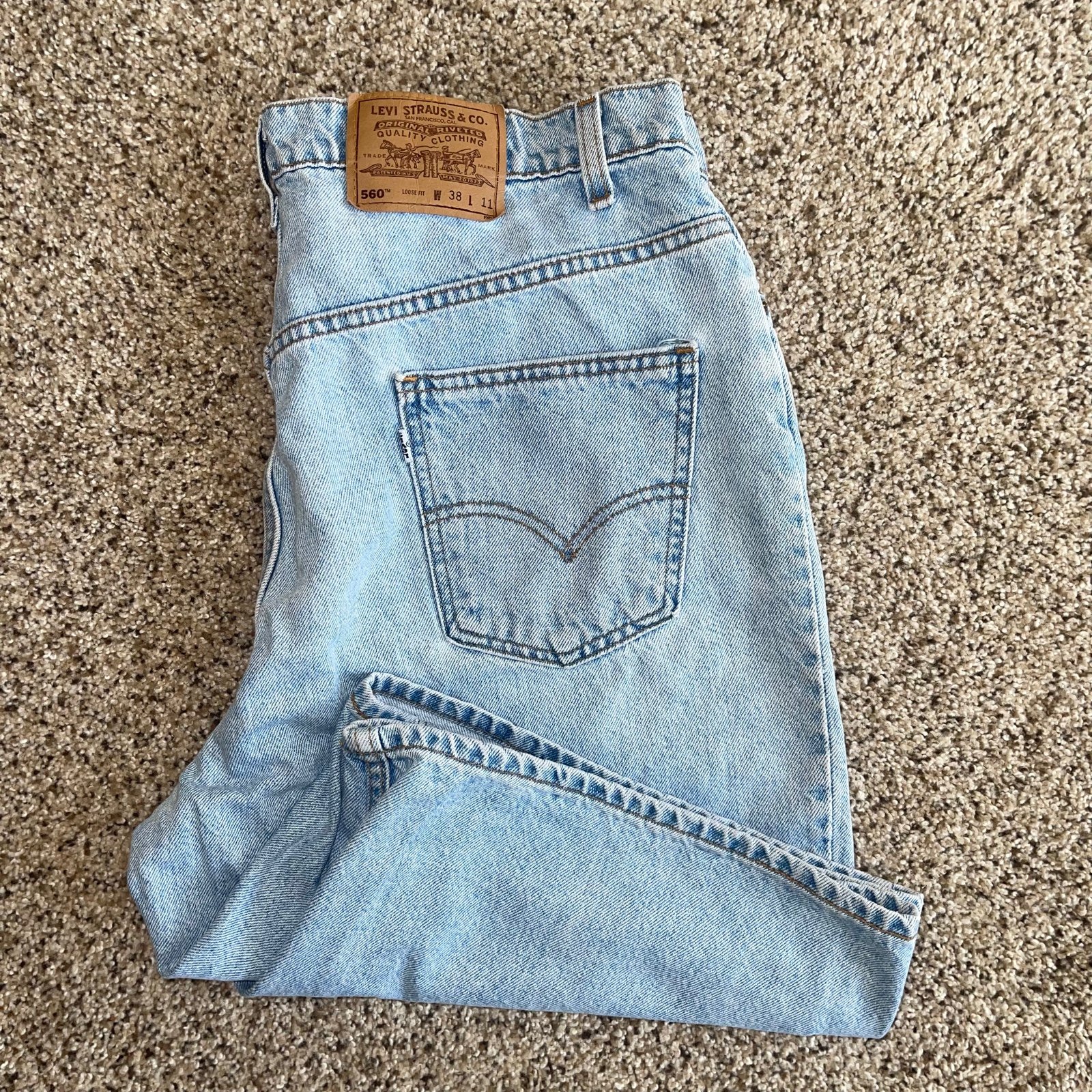 Levi’s 560 Vintage White Tab Jean Shorts 38x11