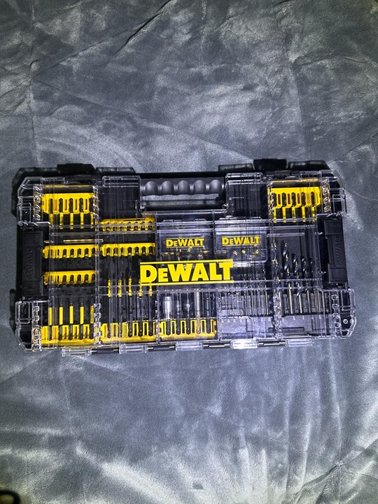 DEWALT FlexTorq 100-Piece Impact Driver Bit Set (DWANGFT100SET)