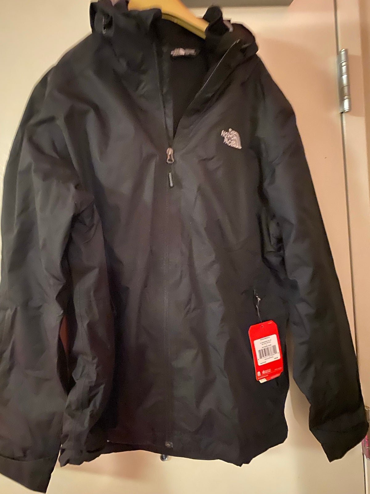 299 New The north face jacket, 2 in 1 jacket , size S .