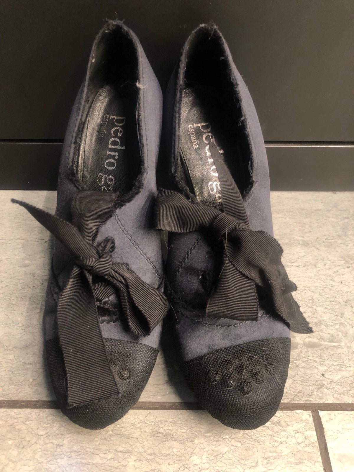Pedro Garcia midnight blue satin heels - size 36