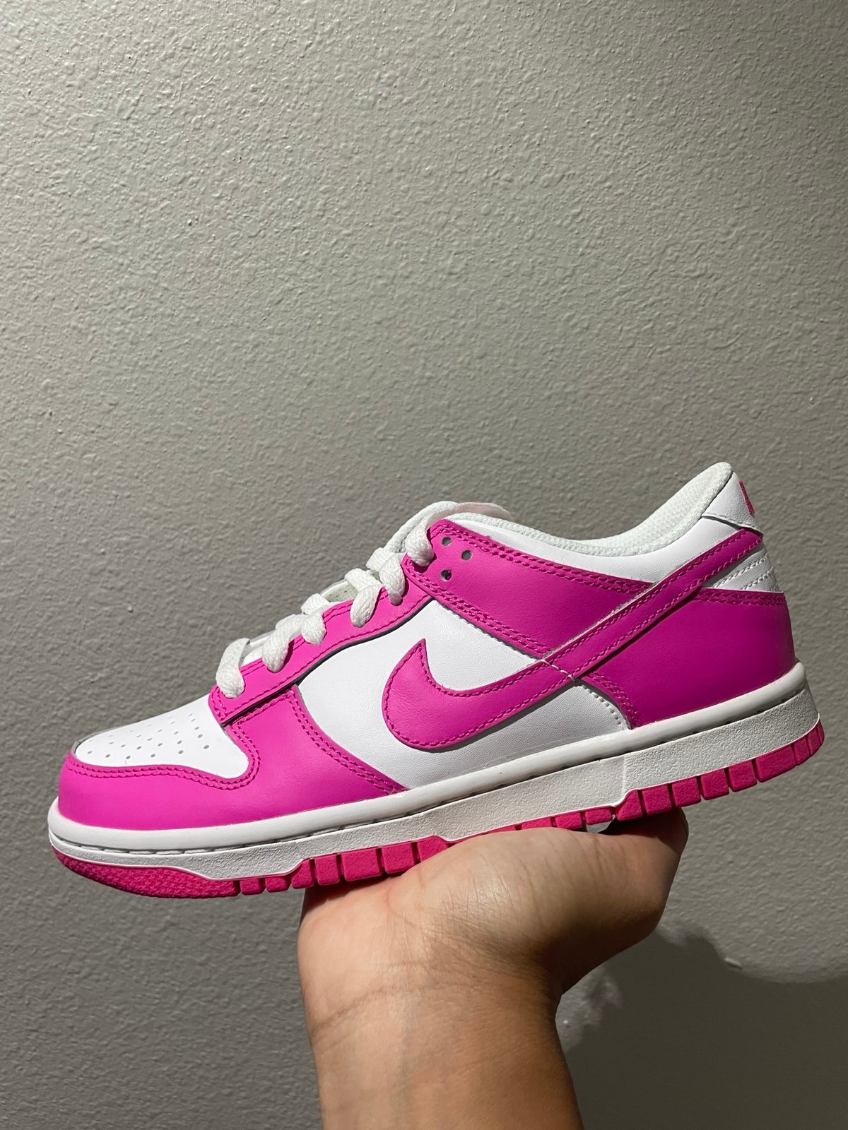 Nike Dunk Low (GS) White Pink Laser Fuchsia FB9109-102 Size 5Y Women 6.5