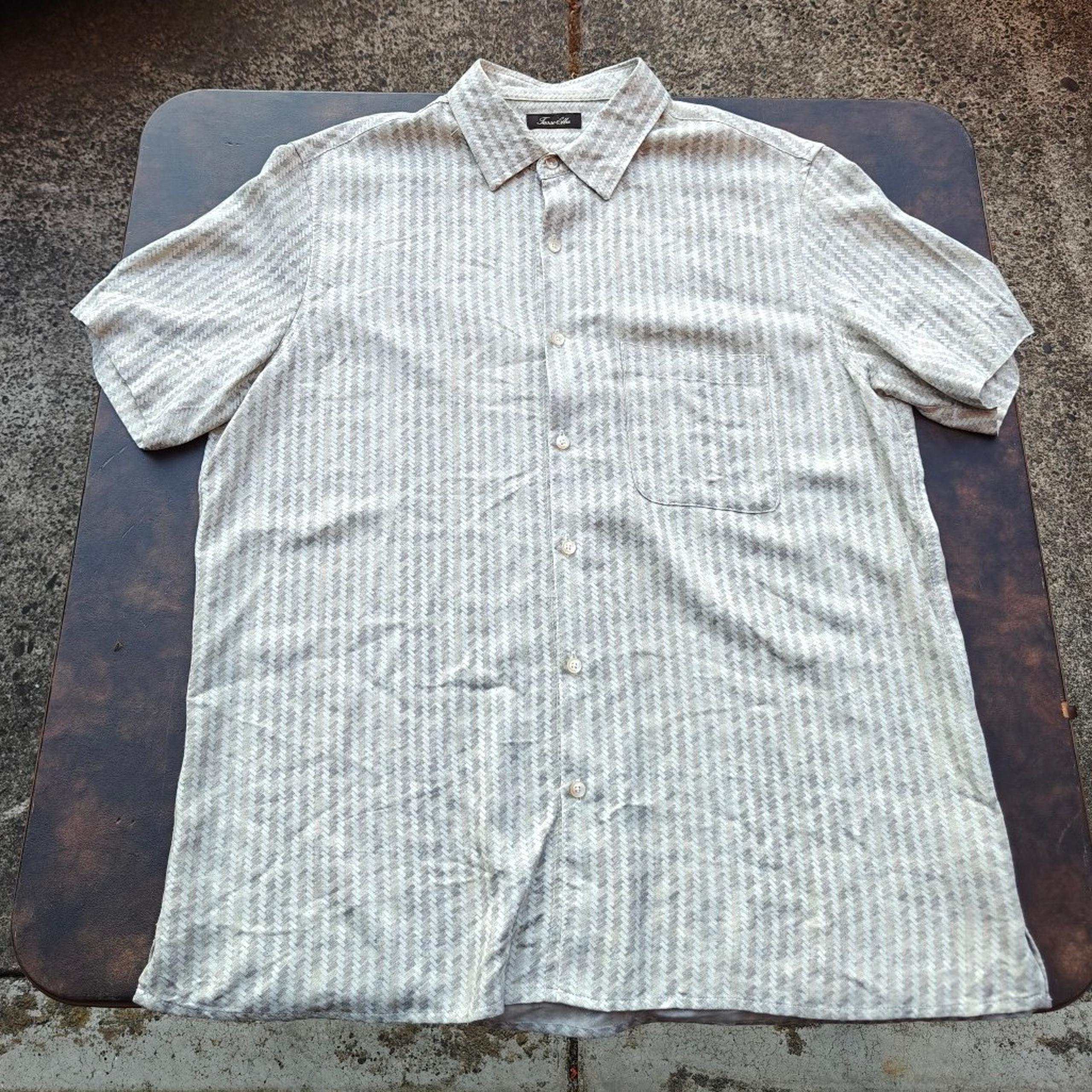 Tasso Elba Shirt Men XL Geometric Silk Rayon Button Up Collar Short Sleeve