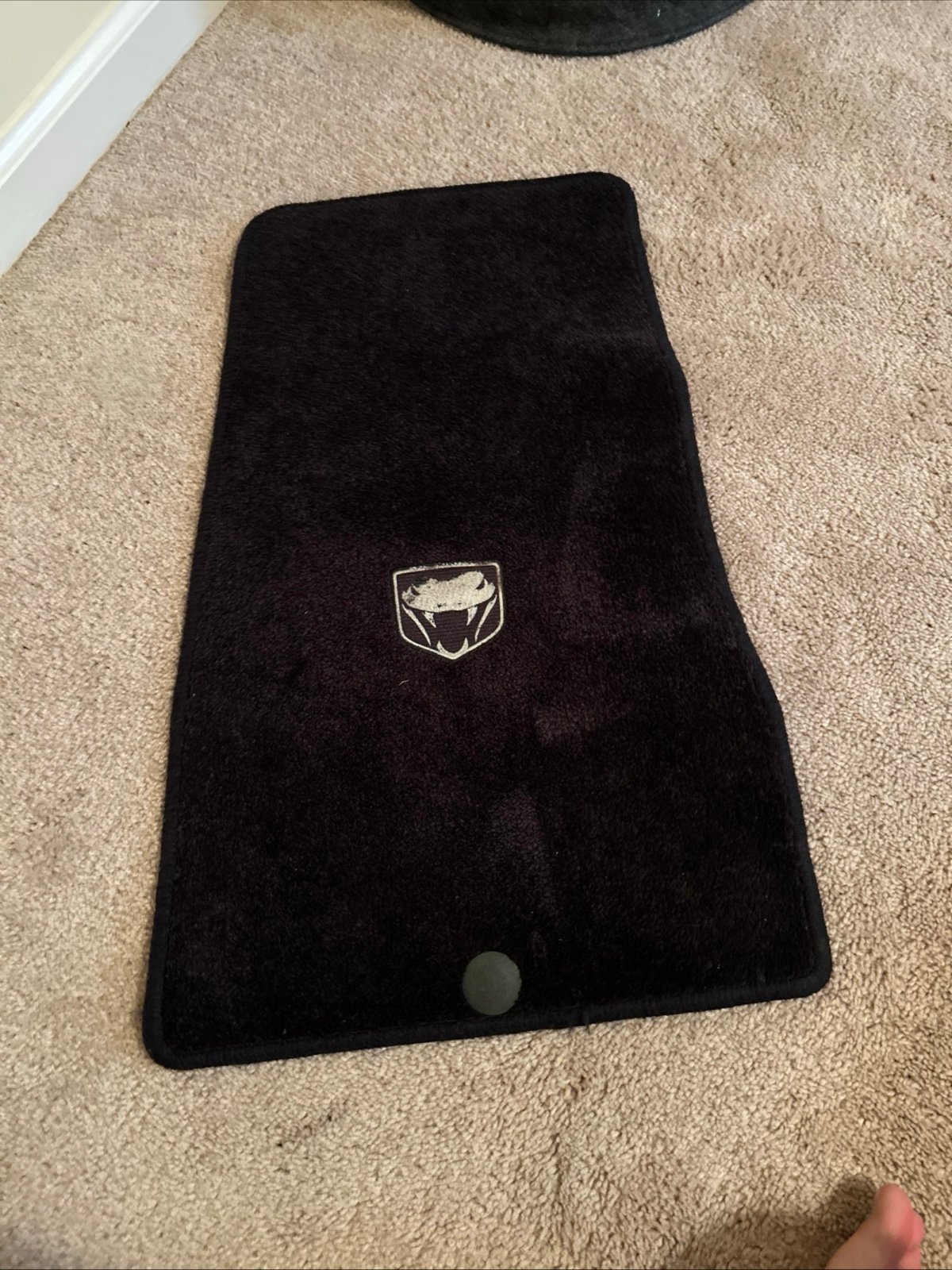 2004 Dodge viper passenger side floor mat