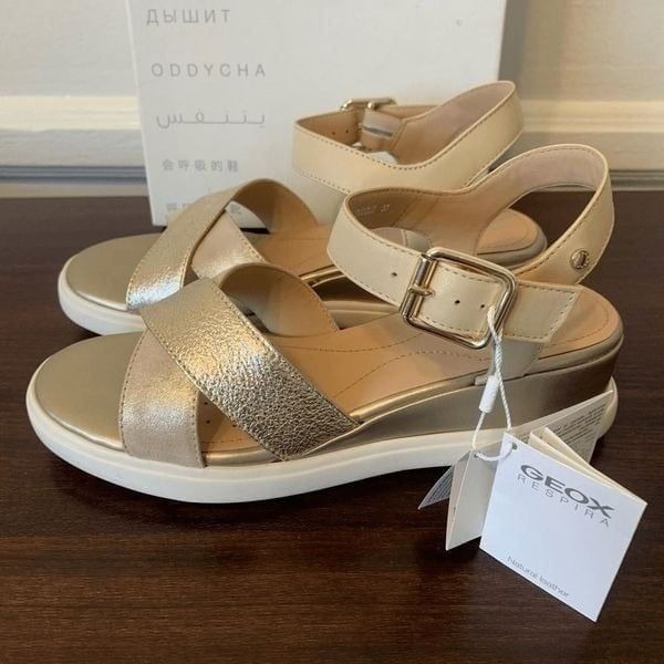 Geox leather piss lightweight waterproof wedge sandal size 105