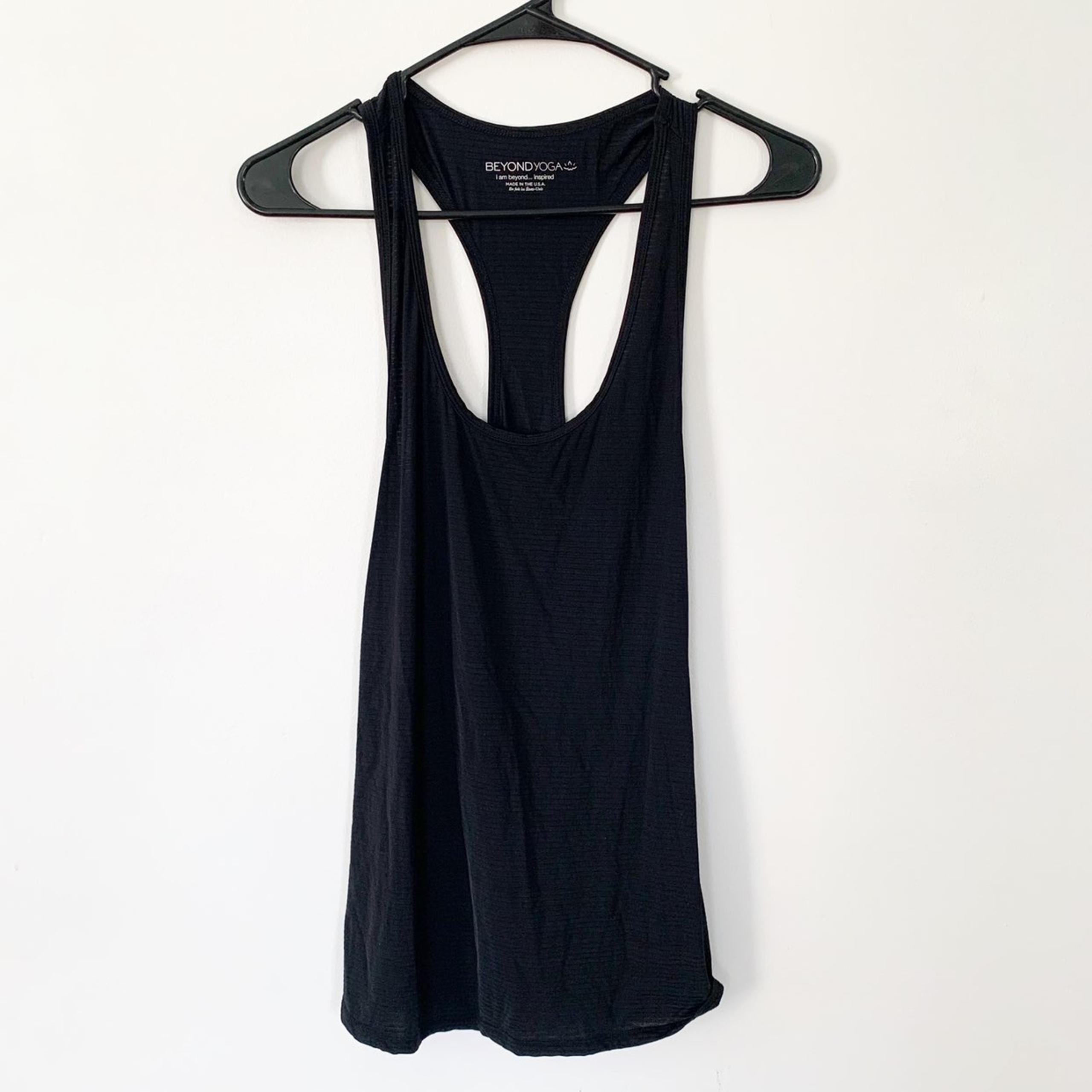 Beyond yoga Black Tback workout tank top
