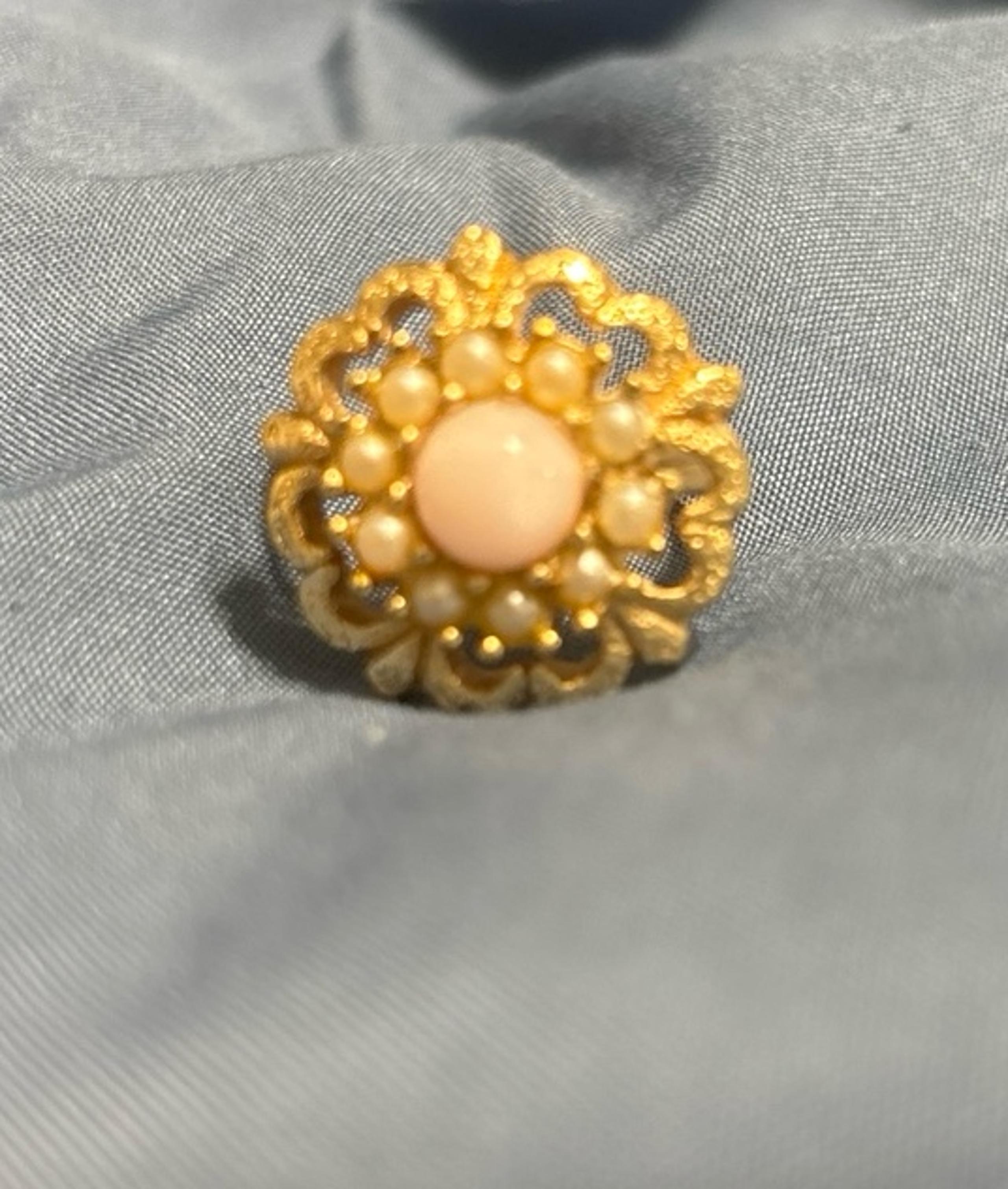 Vintage Sarah Coventry Ring