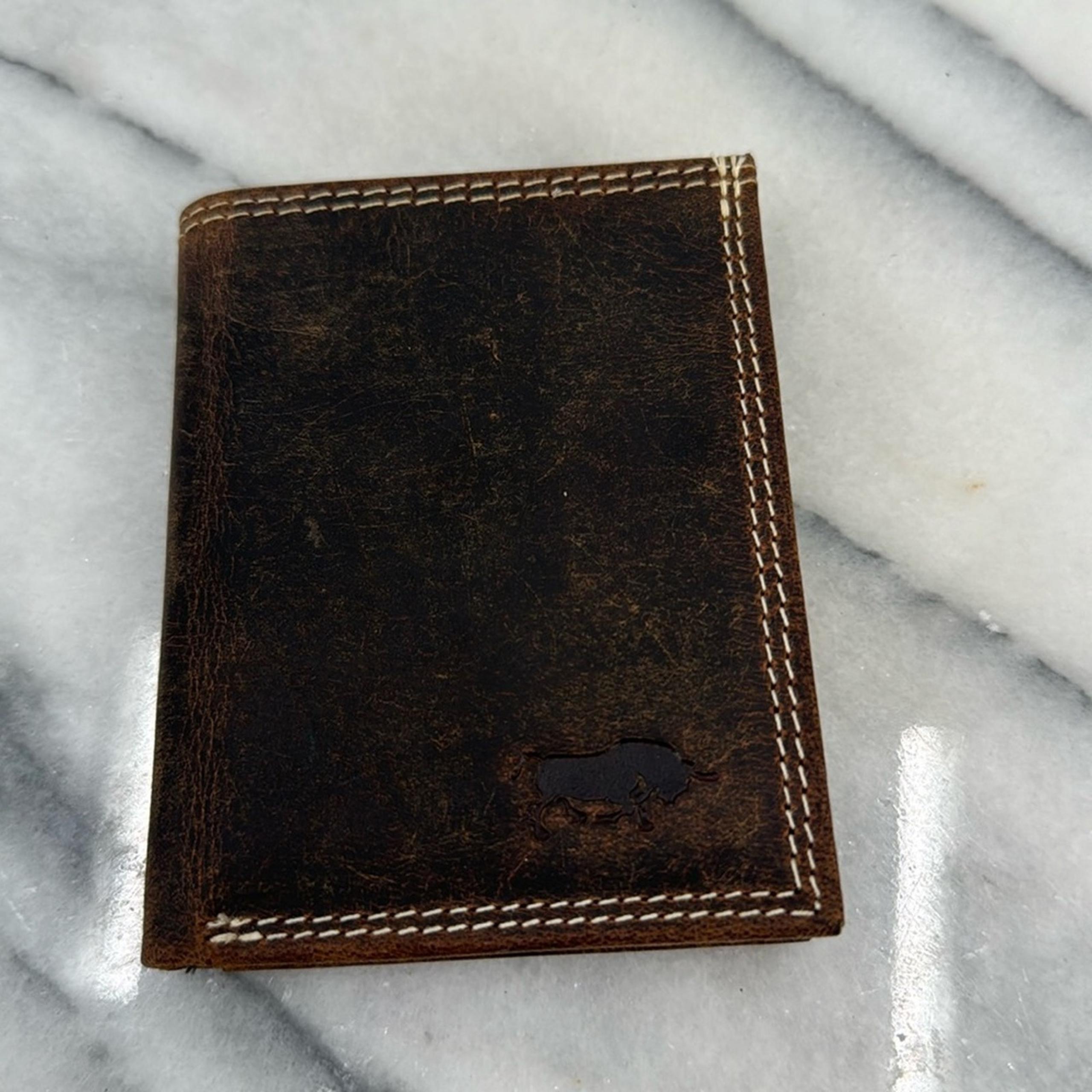 NWT Arrigo distressed brown leather wallet - USA Leather