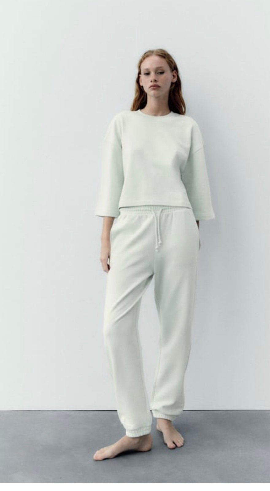 ZARA joggers and short sleeve sweatshirt