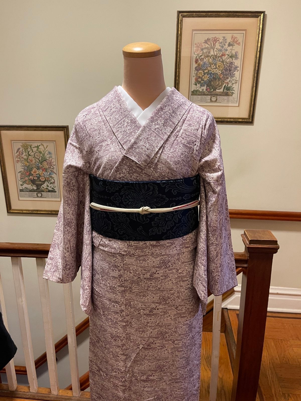 Silk Japanese traditional vintage floral kimono