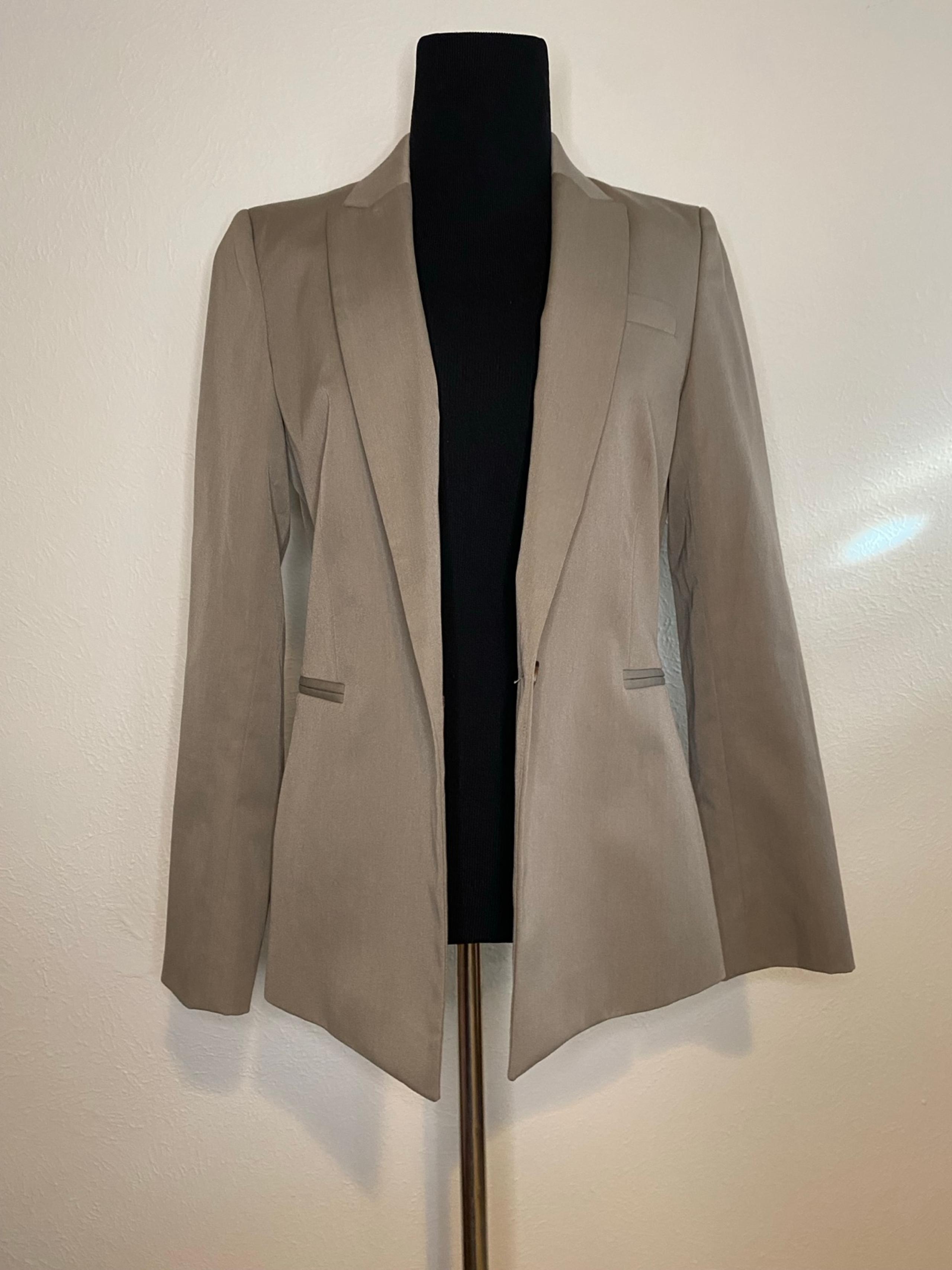 Antonio Melani Women’s Single Button Blazer Size 2