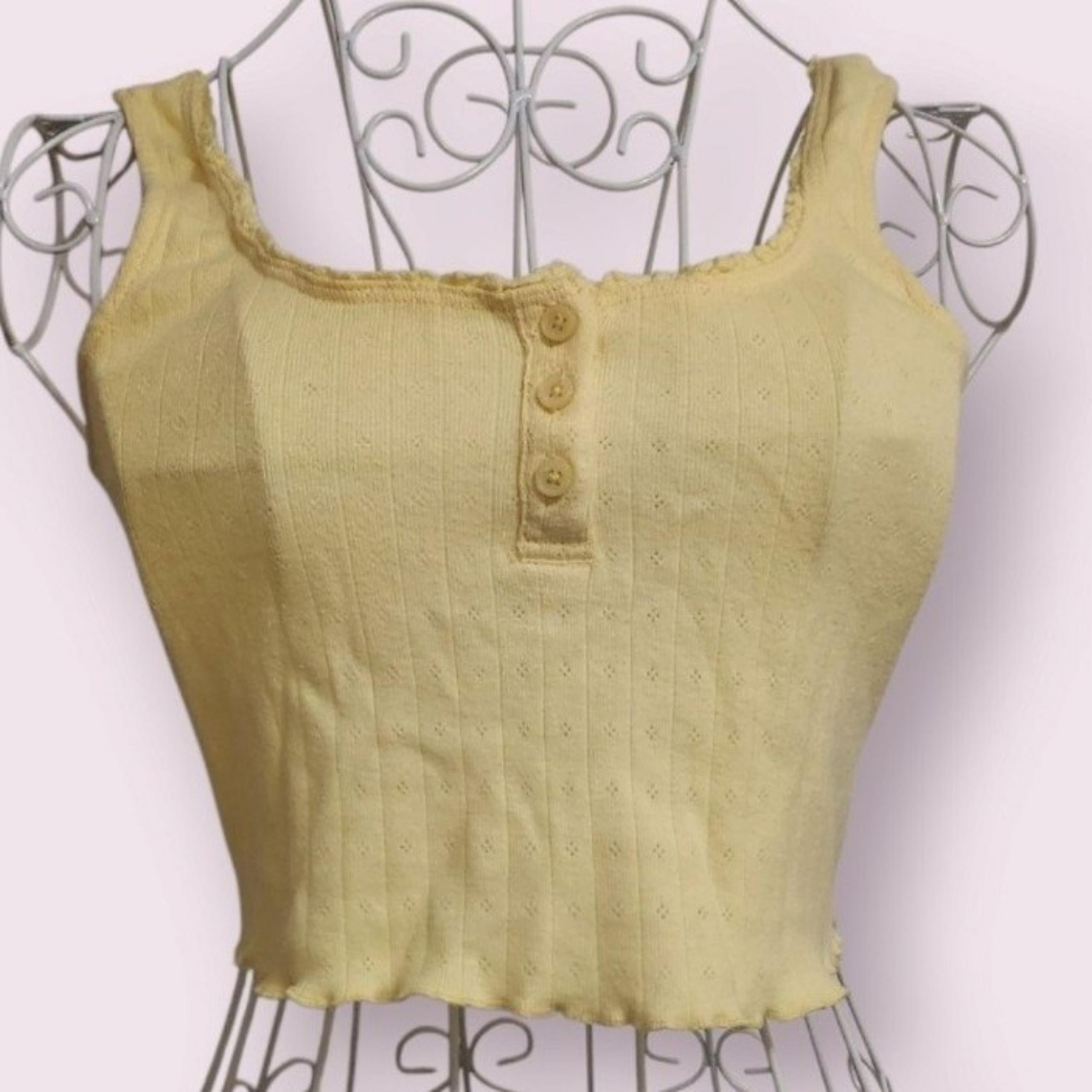 SO Clothing Brand Women's Yellow Cropped Henley Button-Up Tank Top w/ Ruffles