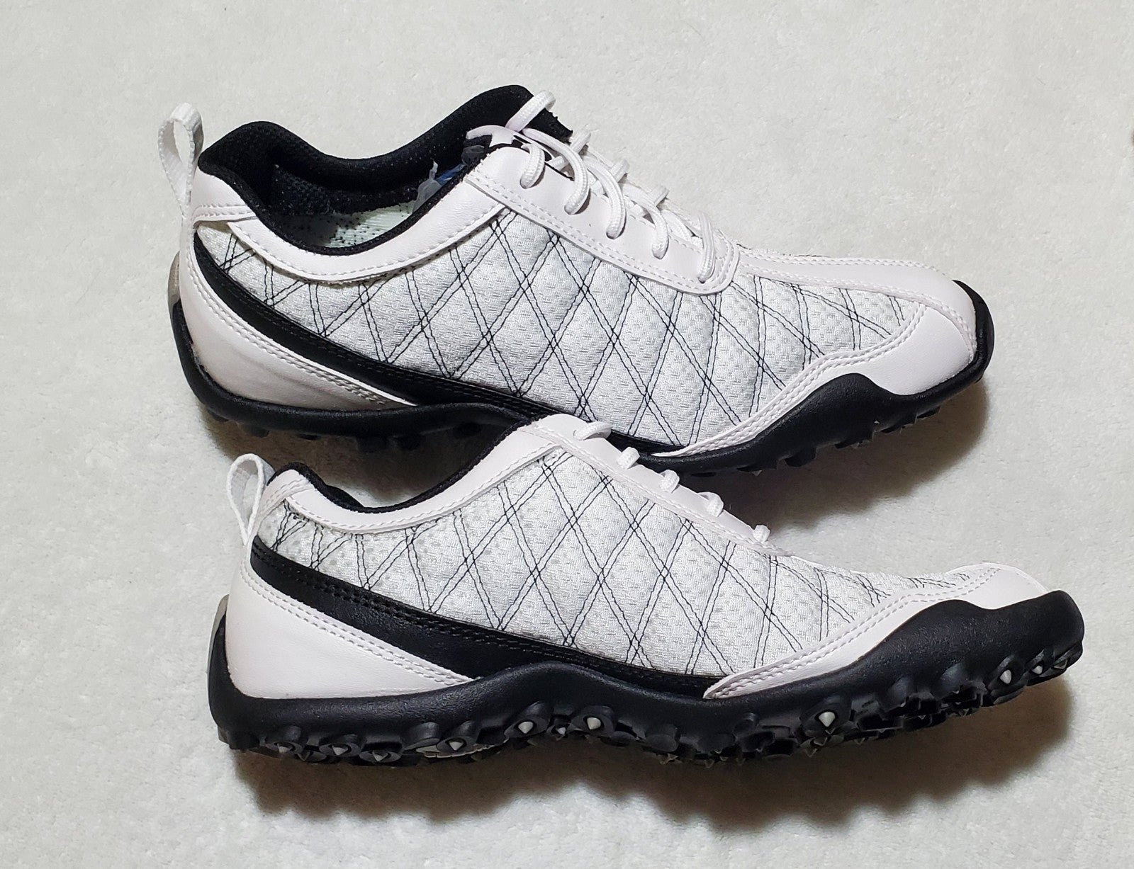 NWOT Womens FootJoy Spikeless Golf Shoes