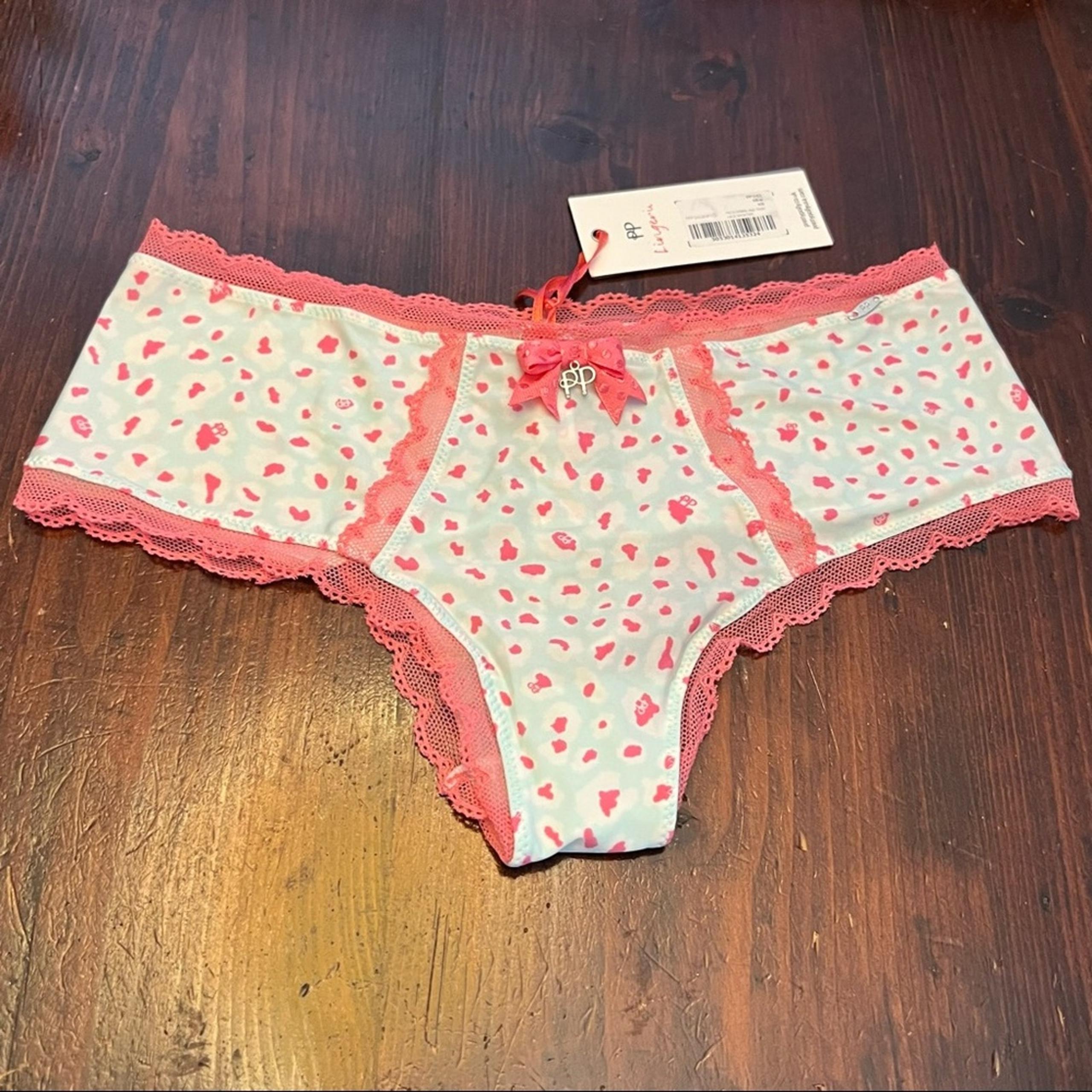 Pretty Polly Shortini NWT XS