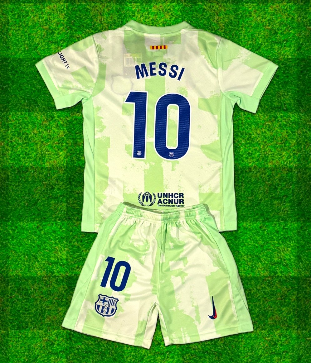NIKE Lionel Messi 10 LARGE Youth - Size 28 Barcelona Green 3rd Footballer Kit
