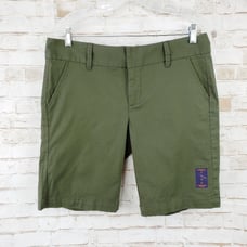 NWT G.H. Bass & Co. Size 8 Forest Green Bermuda Shorts Stretch Womens MSRP 60