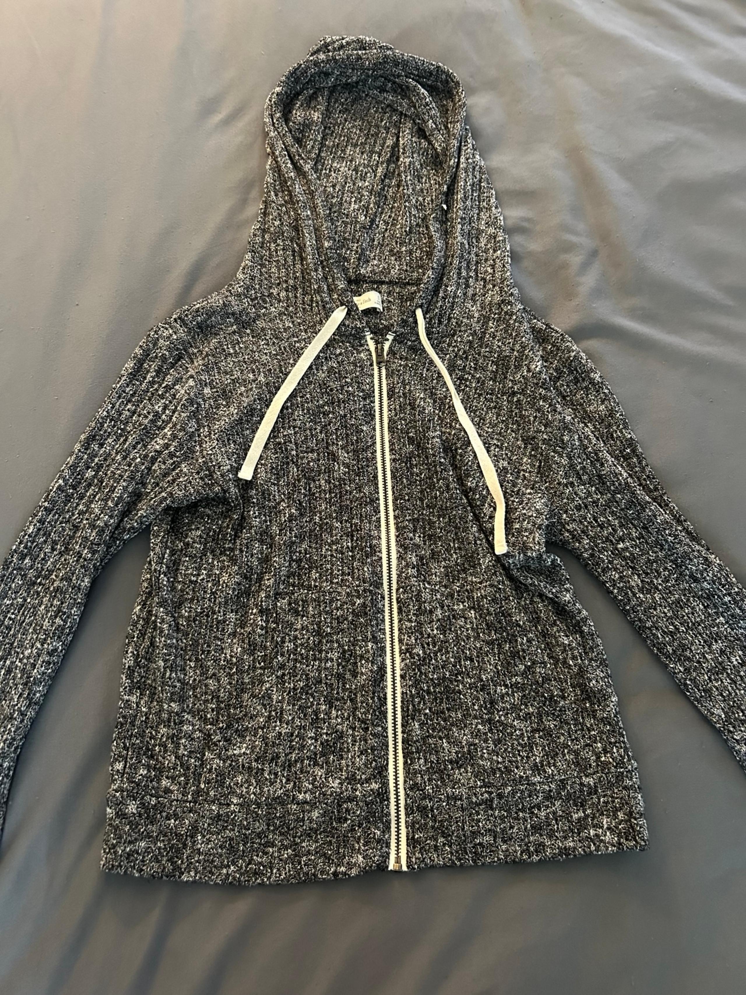 Abercrombie & Fitch knit hoodie